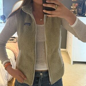 Patagonia Women's Beige Fleece Vest